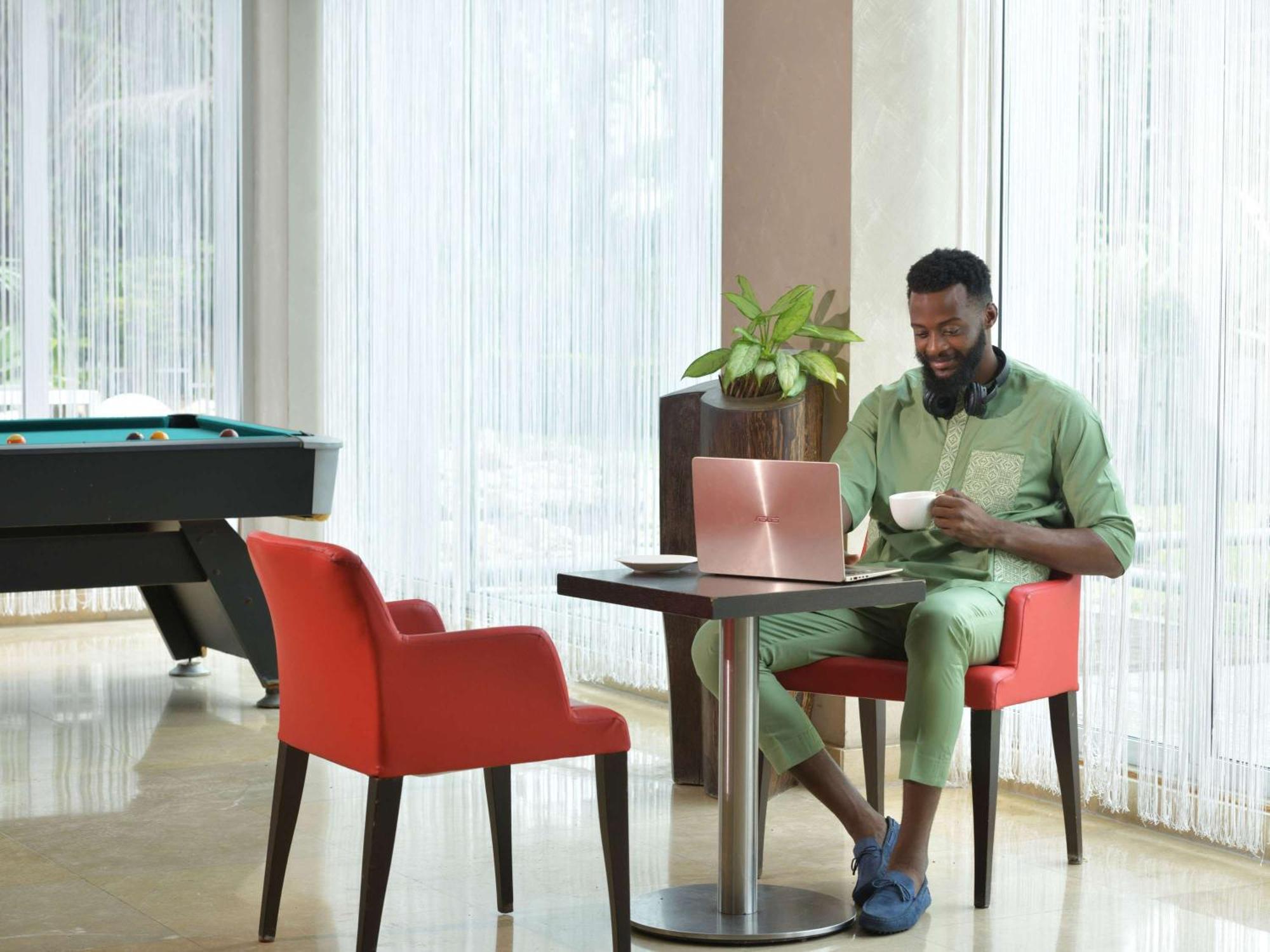 Pullman Kinshasa Grand Hotel Zewnętrze zdjęcie